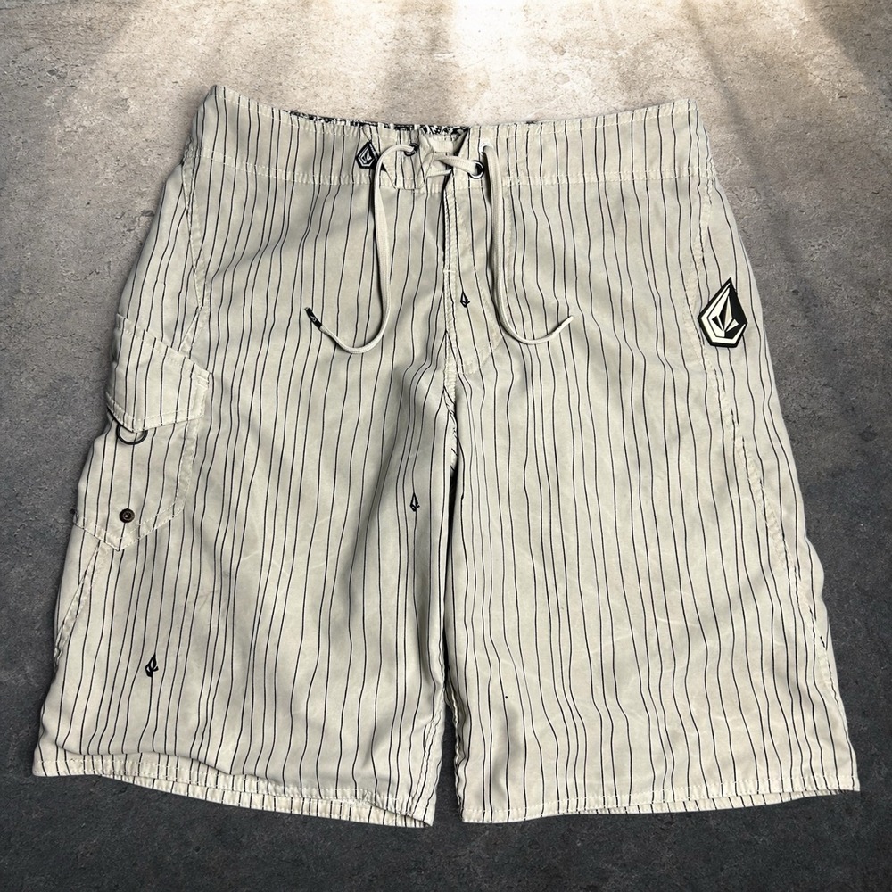 Volcom Pinstripe Board Shorts Skater Baggy Y2K Tan Black Size 31